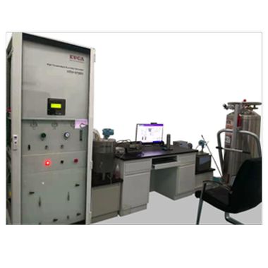 Low temperature dew point generator